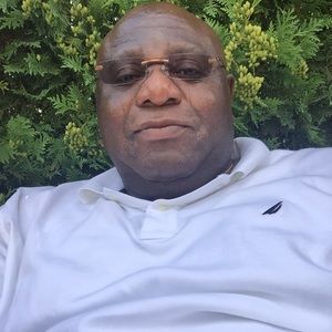 Meet your Posher, Abolade